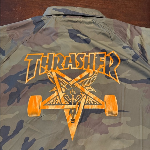 Thrasher Magazine Men’s Skategoat Camouflage Coach Jacket Green Camo Size Large - Picture 13 of 14